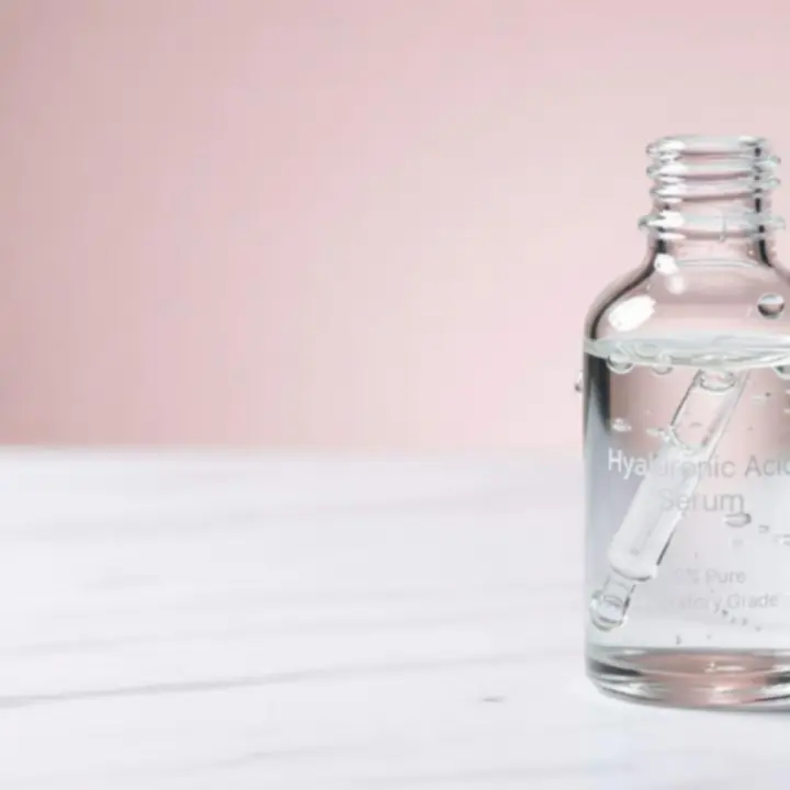 Hialuronsav cseppek részletgazdag, finom közelképen